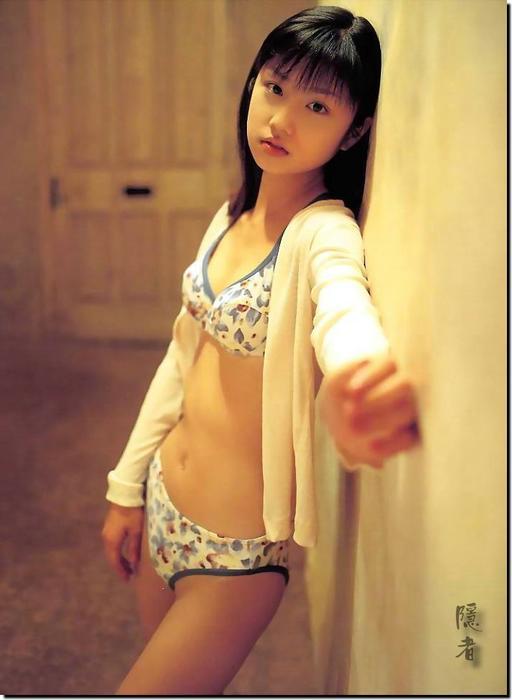 inja_scan_2003_Yuko_Ogura03_015.jpg