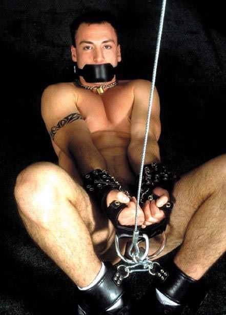 gay_bondage_3727.jpg