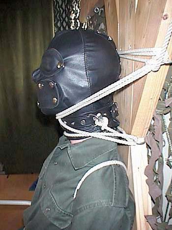 gay_bondage_4408.jpg