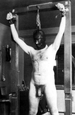 gay_bondage_4448.jpg