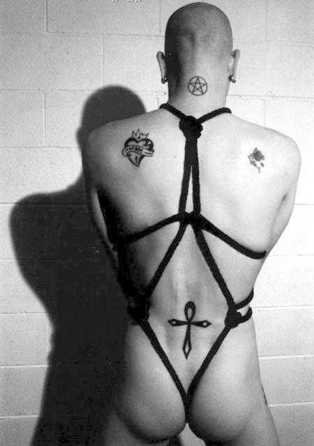 gay_bondage_4459.jpg