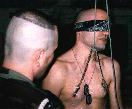 gay_bondage_4027.jpg