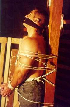gay_bondage_4037.jpg