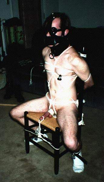 gay_bondage_4039.jpg