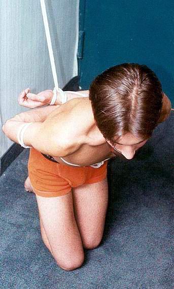 gay_bondage_4066.jpg