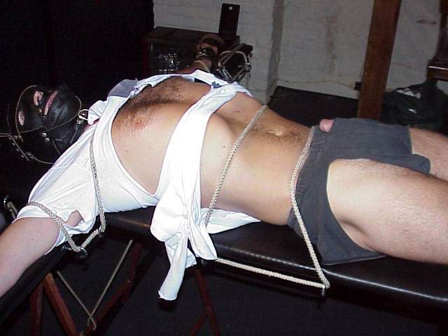 gay_bondage_4077.jpg