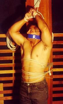 gay_bondage_4167.jpg