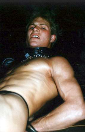 gay_bondage_4182.jpg