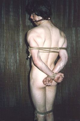 Bondage1_2294.jpg