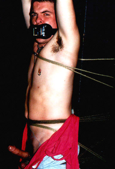 gay_bondage_0243.jpg