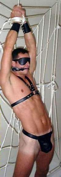 gay_bondage_0256.jpg