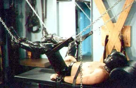 gay_bondage_0258.jpg