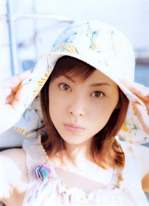 aya_matsuura203.jpg