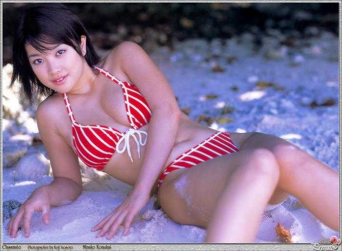sns_Minako_Komukai1008.jpg