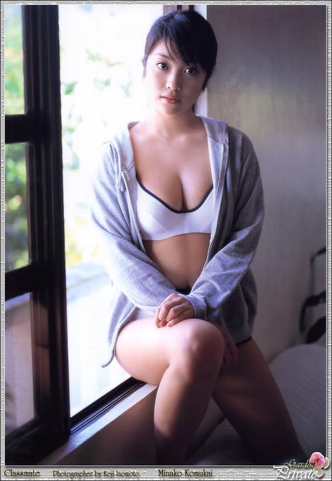 sns_Minako_Komukai1030.jpg