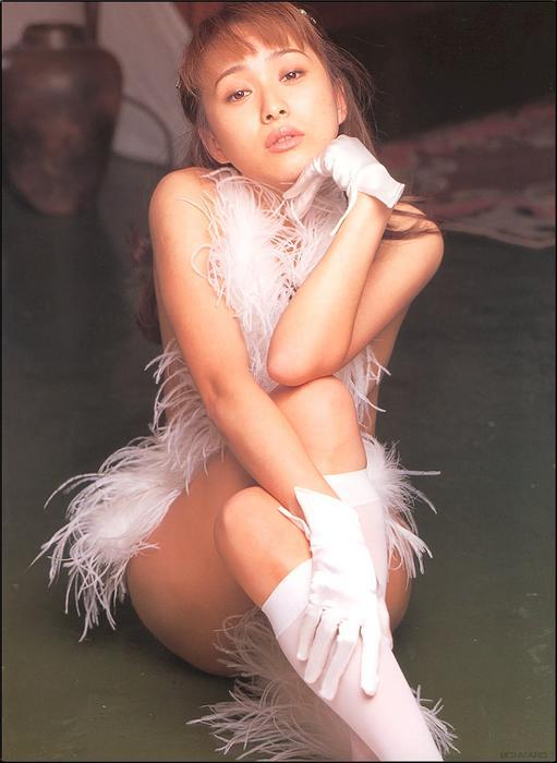 minayo_watanabe_bs19.jpg