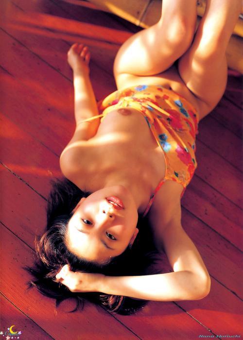 Cr_Nana_Horiuchi036.jpg