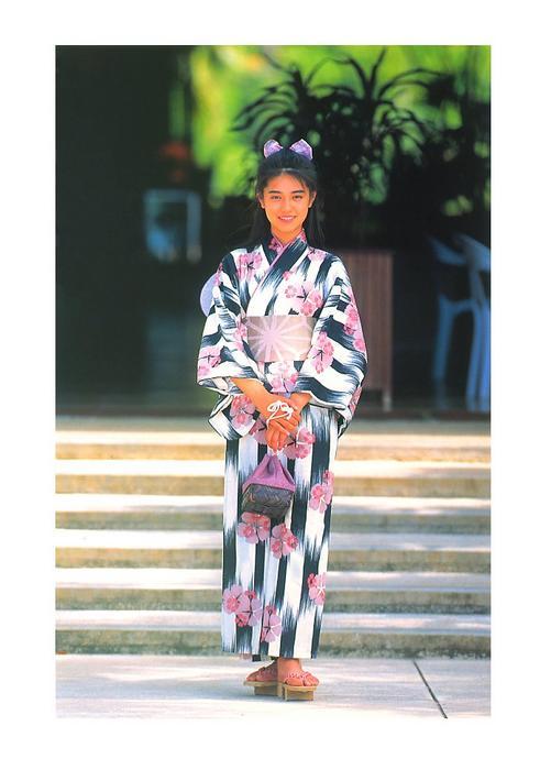 kat_noriko250.jpg